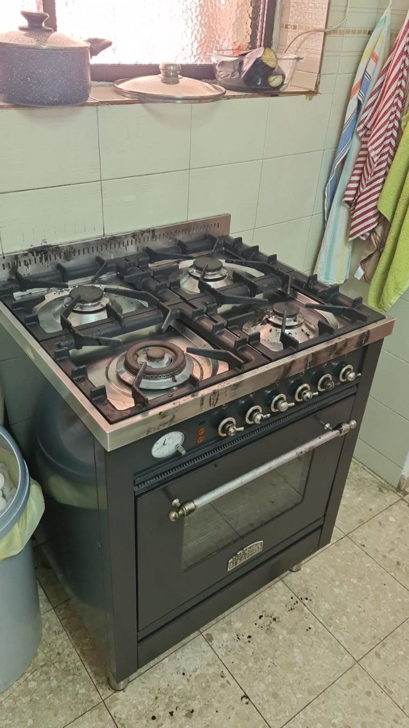 ניקוי תנור בבית שעבר שריפה – לפני הניקוי – תמונה 4